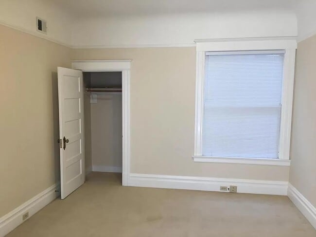 Building Photo - 787 Guerrero St