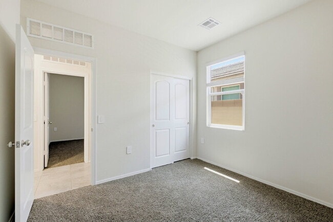 Building Photo - 35423 W San Sisto Ave