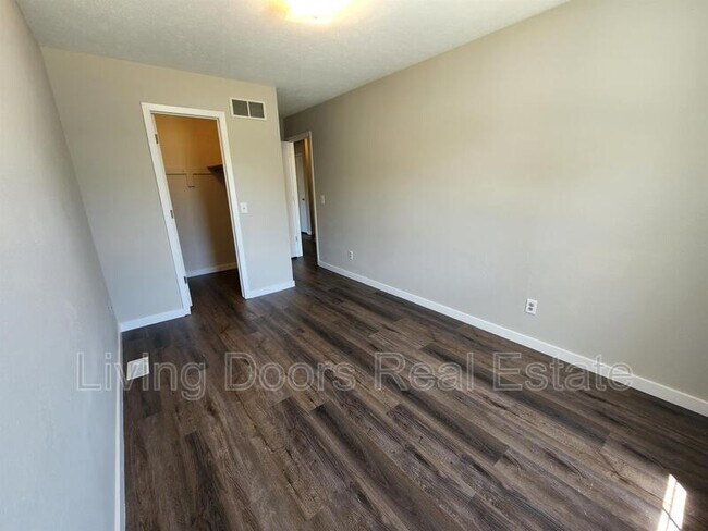 Building Photo - 1738 N 27th St