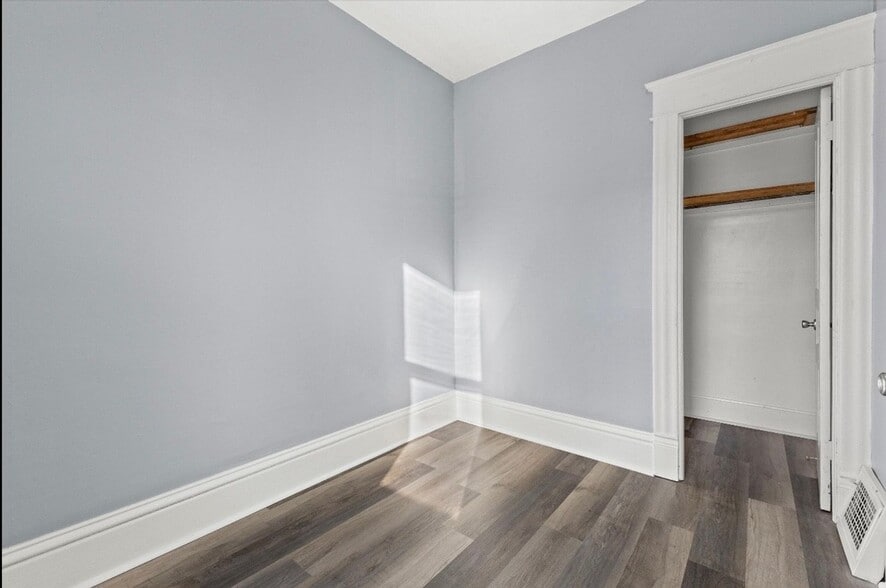 Building Photo - 2912 Wright Ave