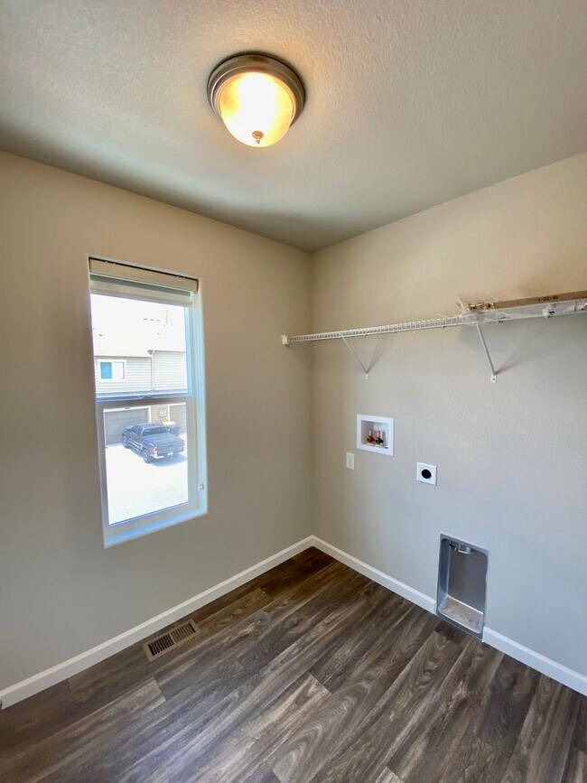 Building Photo - Newly Built 3 Bedroom Townhome with Commun...