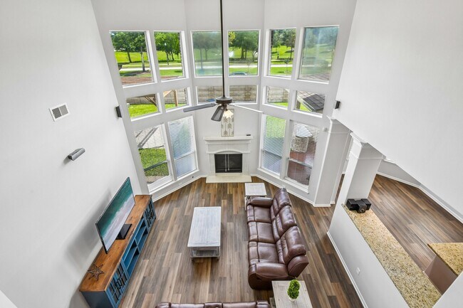 Building Photo - 28134 Kudzu Dr