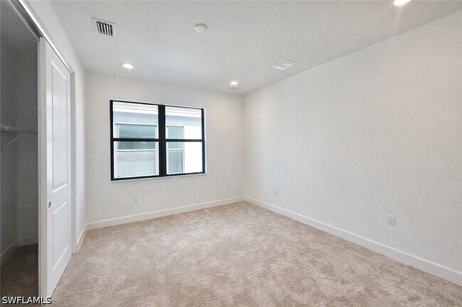 Building Photo - 12770 Woodbury Dr