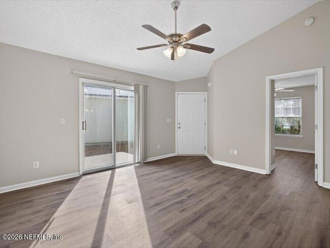 Building Photo - 1460 Ellis Trace Dr W