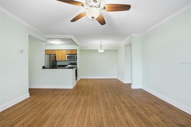 Building Photo - 3275 Haviland Ct