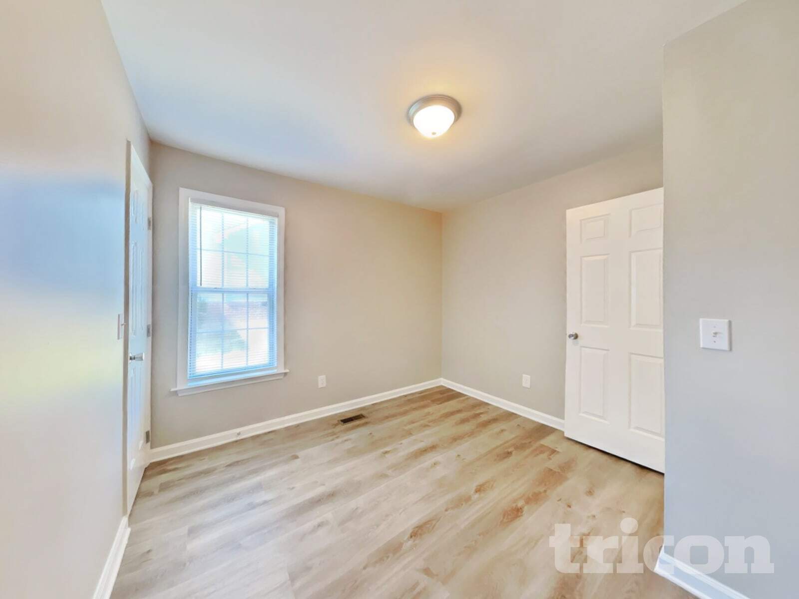 Building Photo - 112 Glengariff Ln