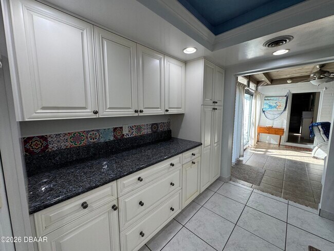 Building Photo - 120 Ocean Grove Dr