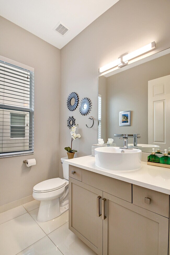 Building Photo - 8952 Cypress Grove Ln