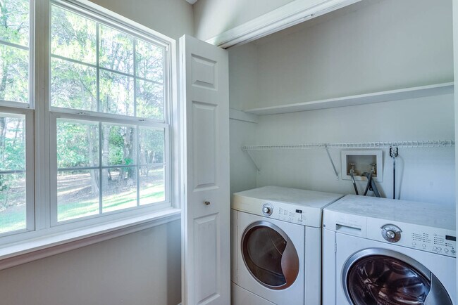 Building Photo - 13818 Faversham Ct