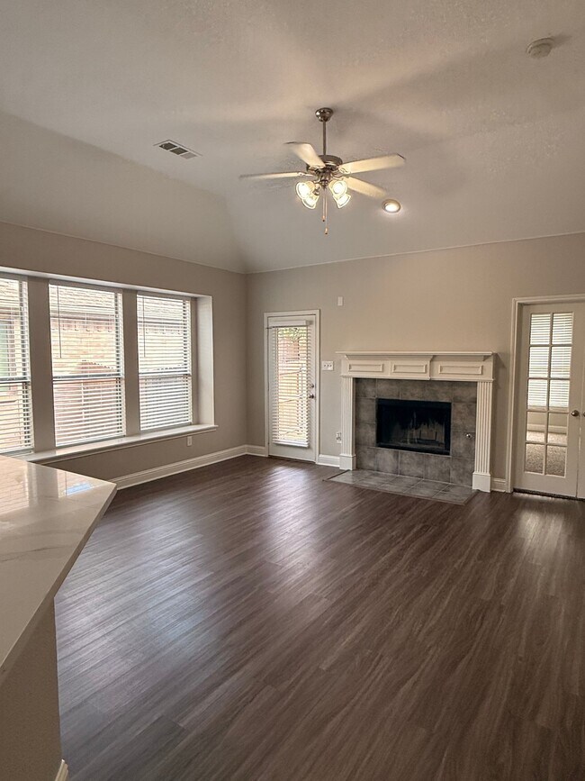 Building Photo - 3105 Whispering Pine Blvd
