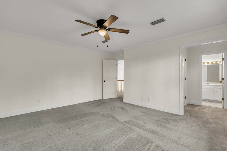 Building Photo - 415 Megan Ln