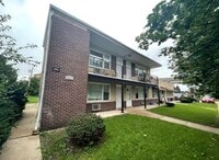 Building Photo - 5331 S Kilbourn Ave