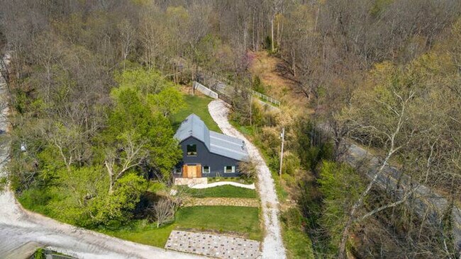 Building Photo - 8442 E McNelly Rd