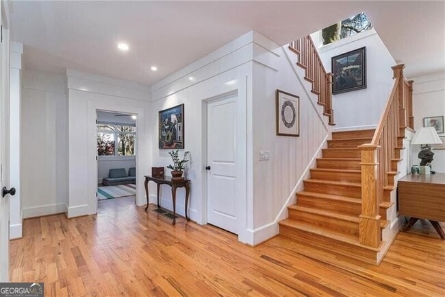 Building Photo - 623 Ansley St