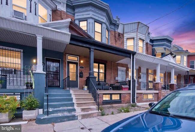 Building Photo - 34 S 53rd St