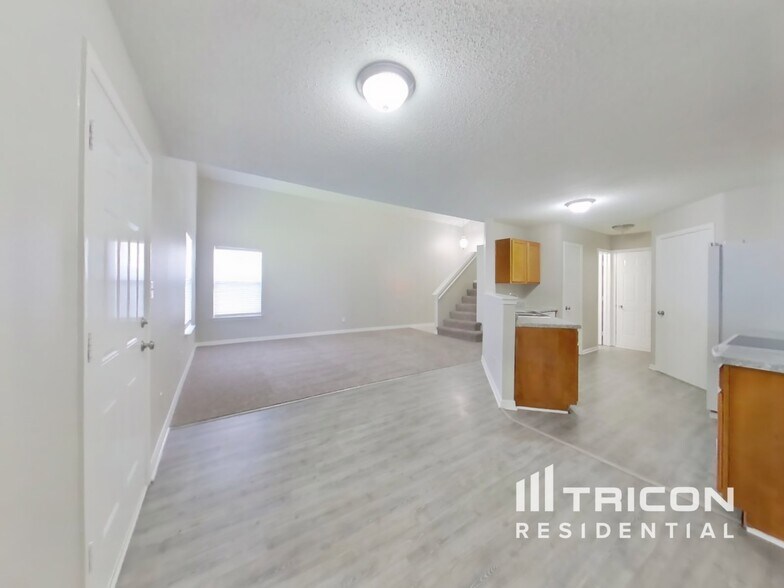 Building Photo - 1167 Cutler Ln