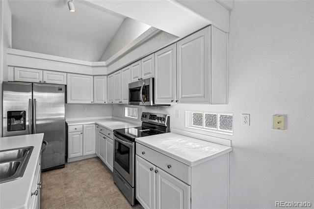Building Photo - 5160 Ashbrook Cir