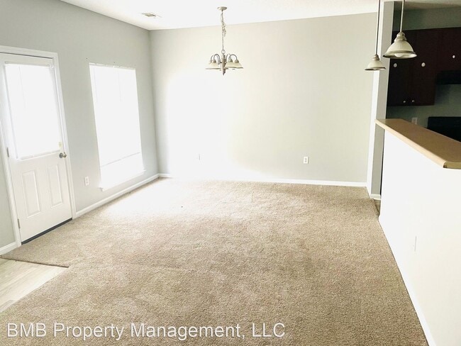 Building Photo - 3 br, 2 bath House - 180 Pine Meadow Circle