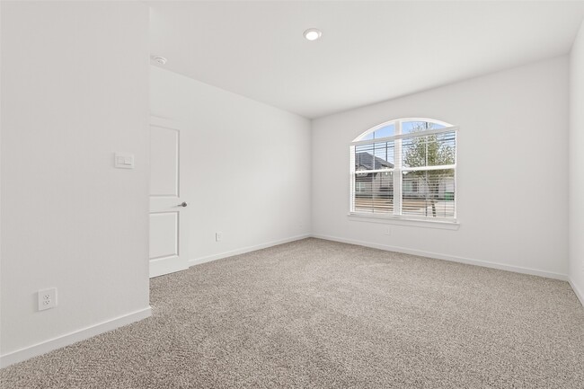 Building Photo - 426 Yellow Dandelion Ln