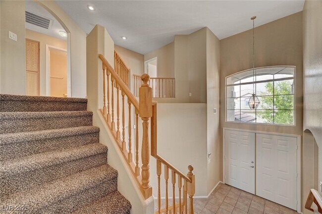 Building Photo - 893 Dancing Vines Ave