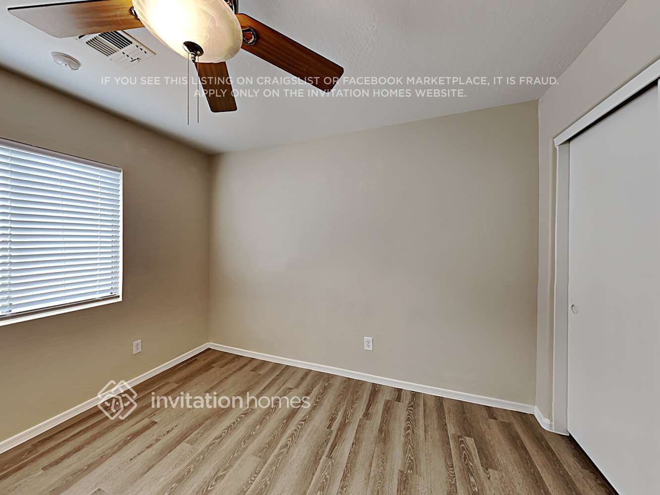 Building Photo - 12425 W Sweetwater Ave