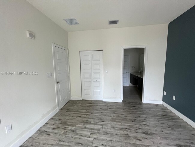 Building Photo - 4700 NW 84th Ave