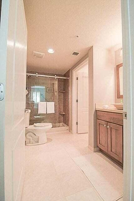 Building Photo - 11018 Legacy Dr