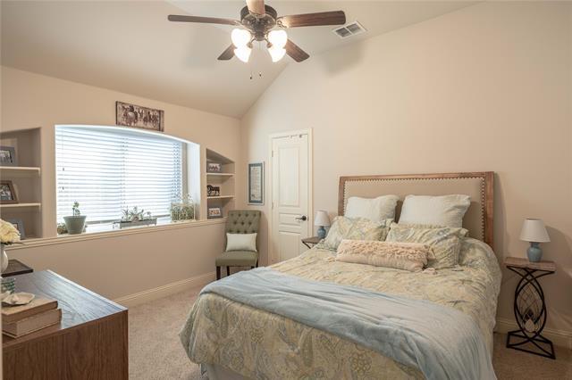 Building Photo - 9013 Athens Dr