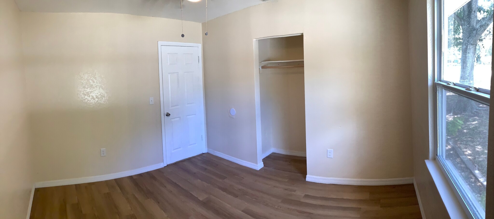 Bedroom 1 - 4513 Howard St