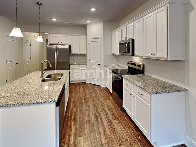 Building Photo - 4757 Chutney Dr