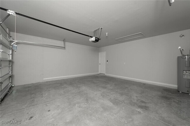 Building Photo - 1705 NW 31st Pl