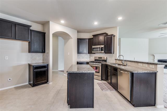 Building Photo - 1120 Lake Meadow Ln