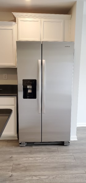 Building Photo - 211 Ruth Wy