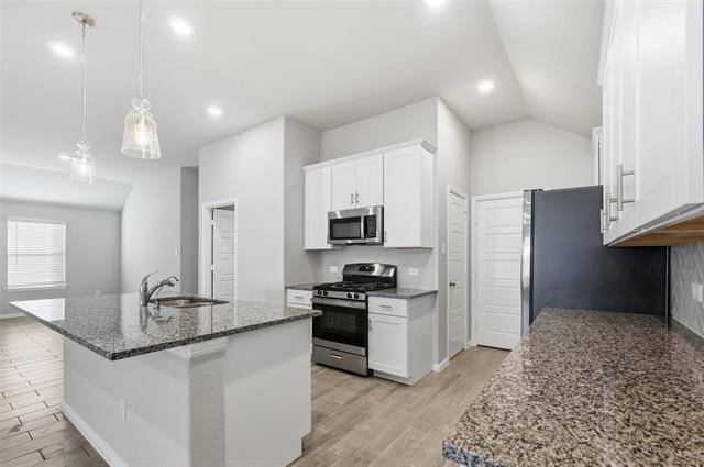 Building Photo - 501 Big Bnd Pkwy