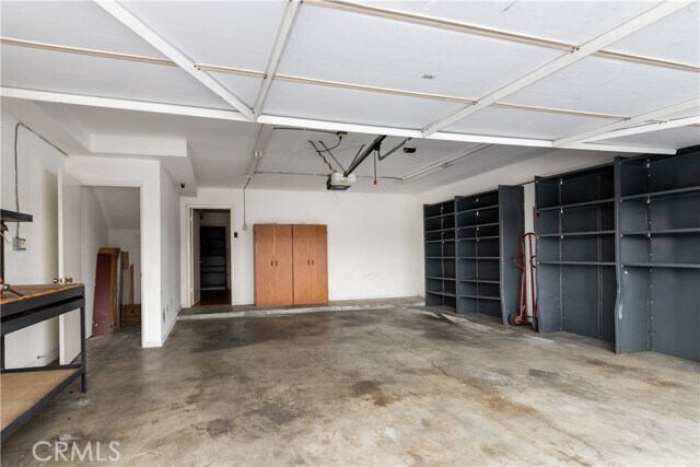 Building Photo - 12416 Magnolia Blvd