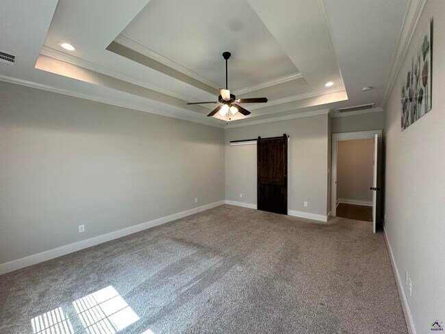 Building Photo - 116 Perth Ct