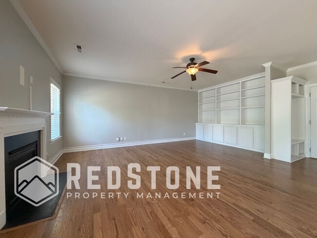 Building Photo - 1823 Buxton Way