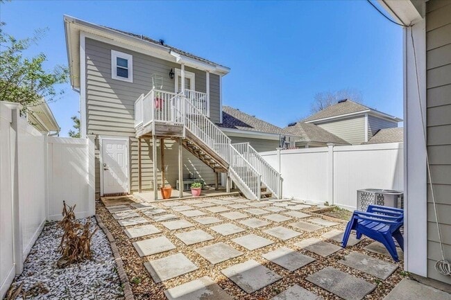 Building Photo - 4028 Colleton Ct