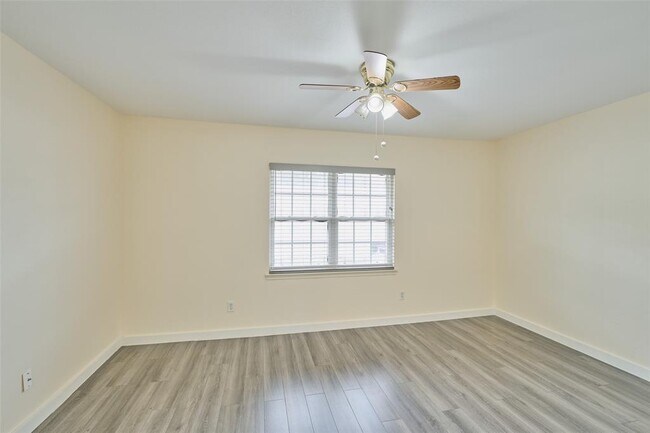 Building Photo - 2308 Winrock Blvd