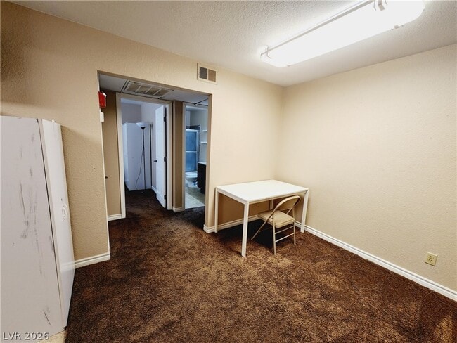 Building Photo - 5405 Indian River Dr