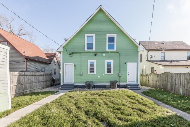 Building Photo - 1144 Churchman Ave