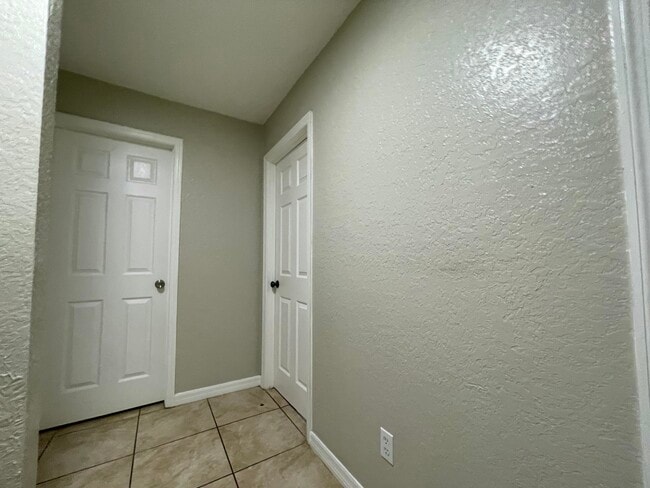 Building Photo - 2886 Harson Way