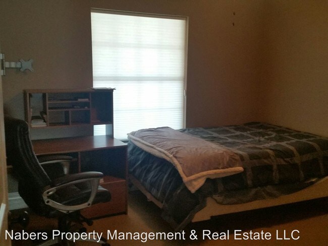 Building Photo - 3 br, 2 bath  - 14666 N El Pueblo Blvd