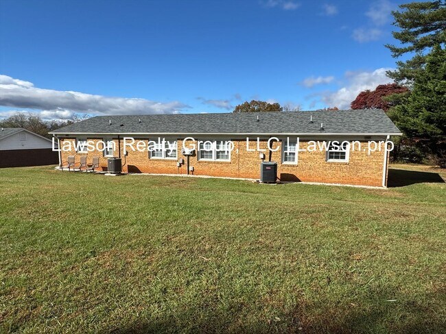 Building Photo - Pennsylvania 4501-4503