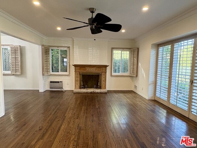 Building Photo - 333 N Detroit St