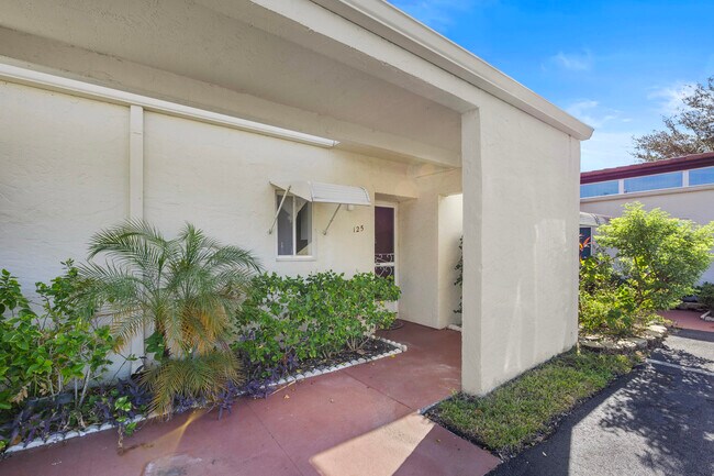 Building Photo - 2671 Boundbrook Blvd