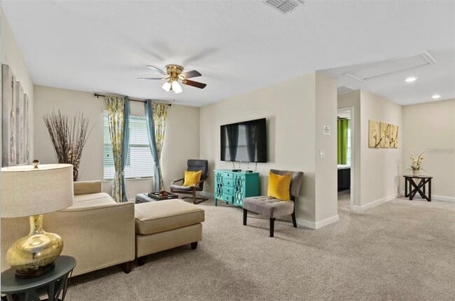 Building Photo - 4700 Sleepy Hollow Dr