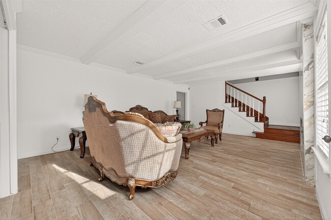 Building Photo - 3815 Fernglade Dr