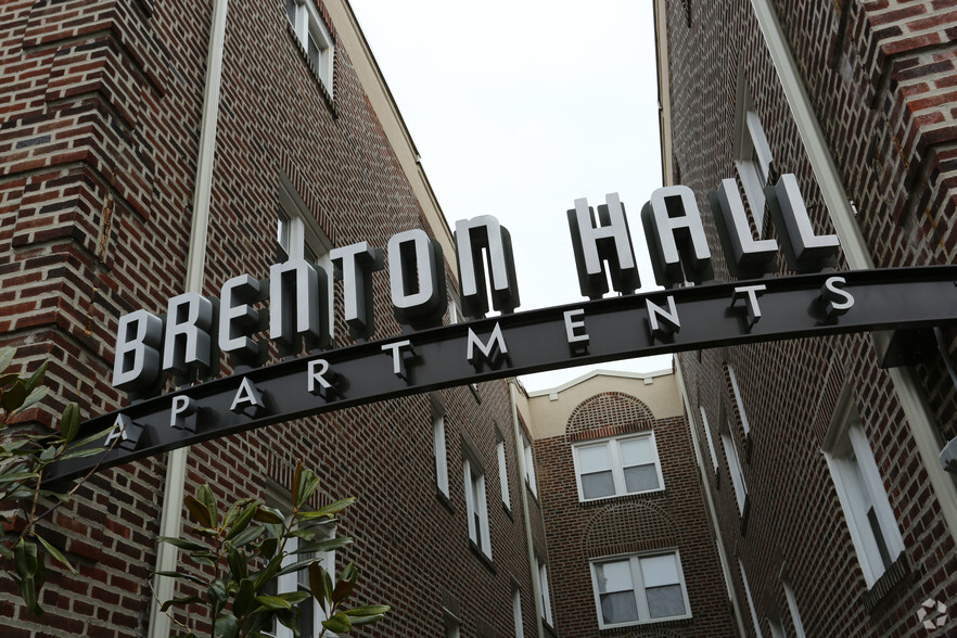 Primary Photo - Brenton Hall/Hampden Manor Apartment Homes