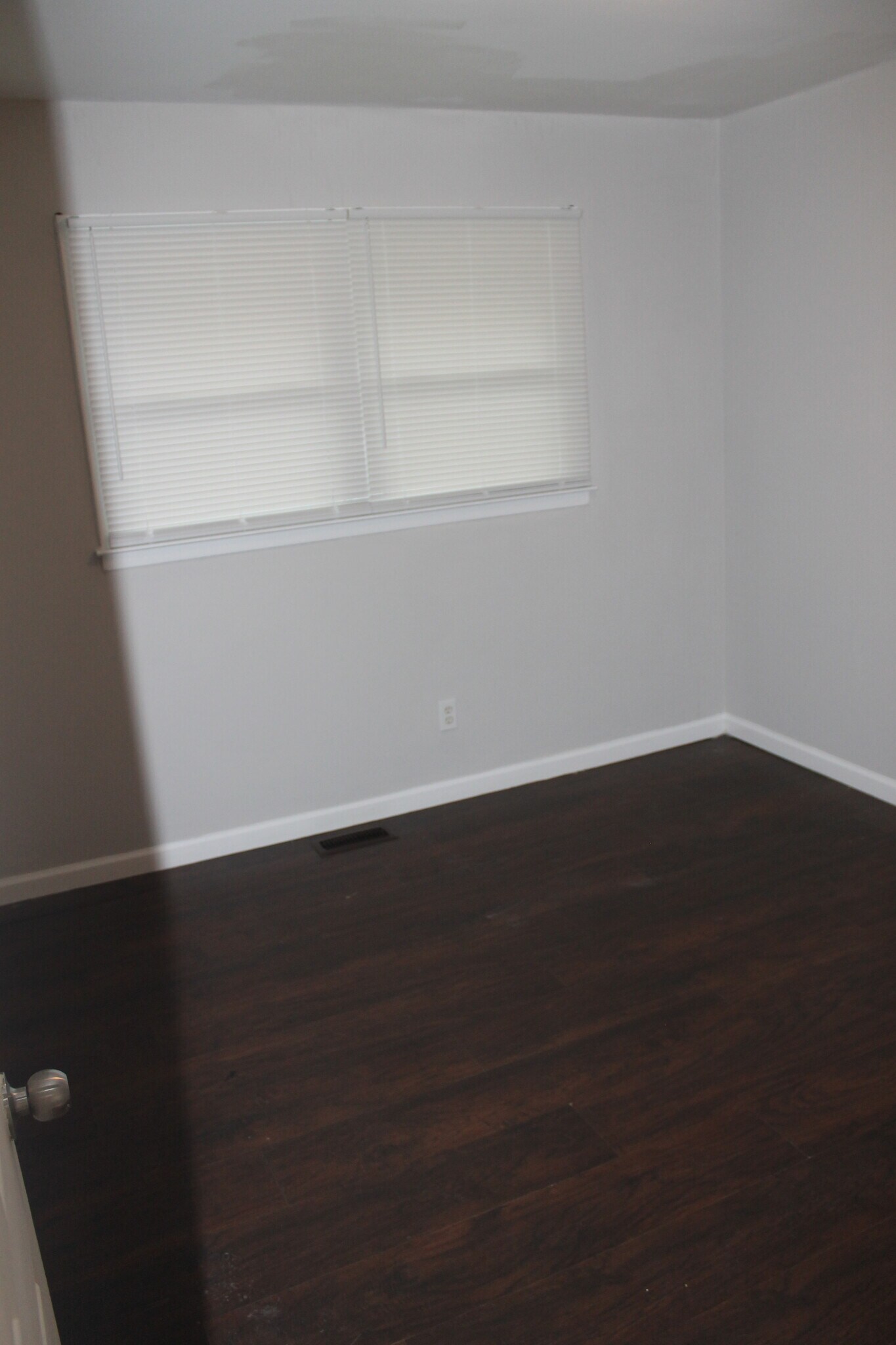 Building Photo - 756 Sunset Blvd SW